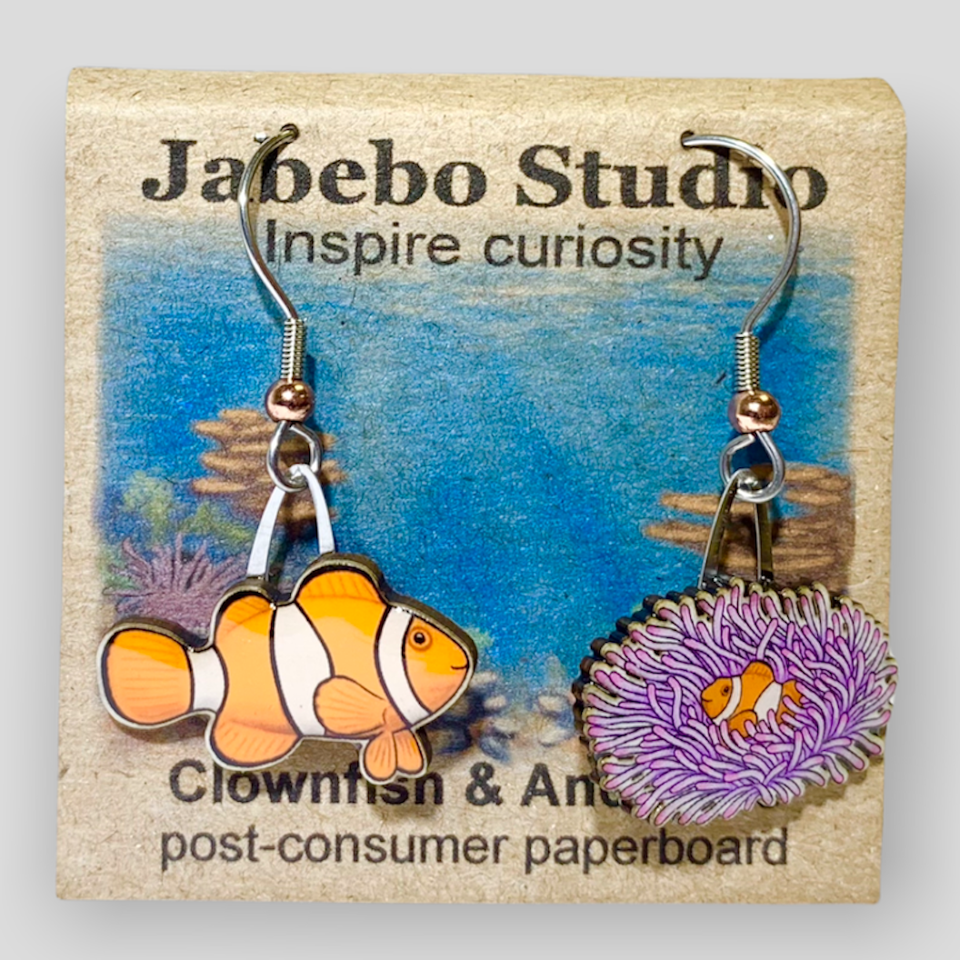 Picture shown is of 1 inch tall pair of earrings of the fish the Clownfish.