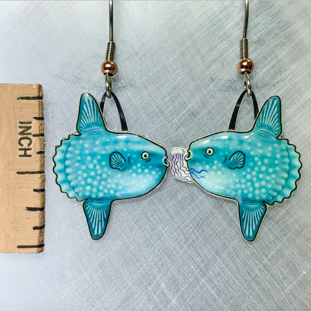 Picture shown is of 1 inch tall pair of earrings of the fish the Ocean Sunfish Blue.